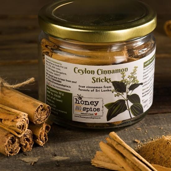 Honey and Spice Ceylon Dalchini Cinnamon Sticks Organic Srilankan - 50 Gms (True Srilankan Barks/Rolls), 100% Natural | H1 Grade