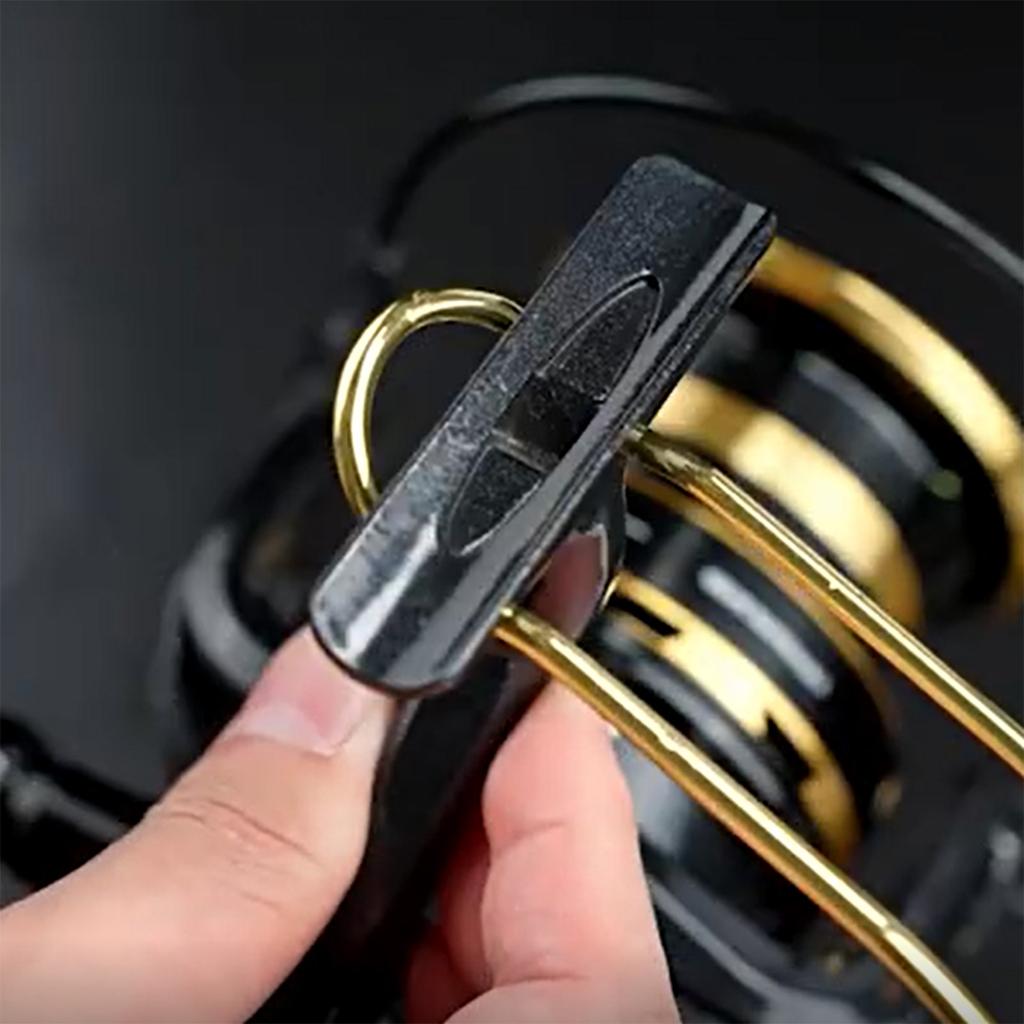 Стойка для спиннинговых катушек Подставка-полка для рыболовных снастей Нержавеющая сталь Подставка для демонстрации рыболовных катушек Аксессуары для рыболовных катушек