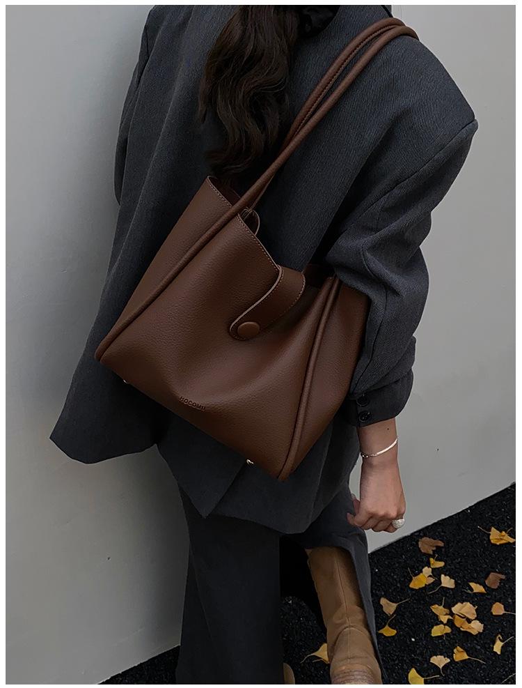 Женская вместительная ретро-сумка-тоут для поездок на работу, Зима 2025, Мягкая кожа, Высококлассная сумка через плечо