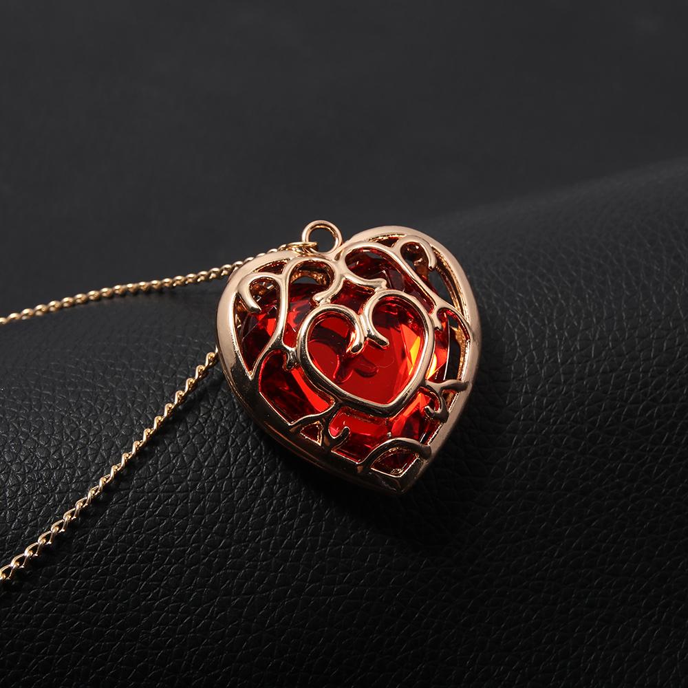Ожерелье с полым кристаллом в форме сердца, модный и изысканный аксессуар в подарок