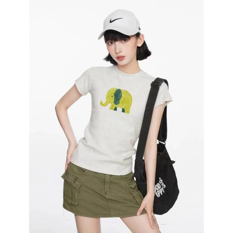Women Cute Line Texture Elephant Graphic Crew Neck Slim Fit Short Sleeve T-shirt