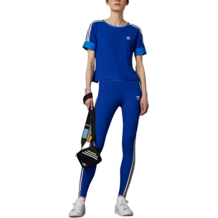 adidas Женская футболка Originals IK7846