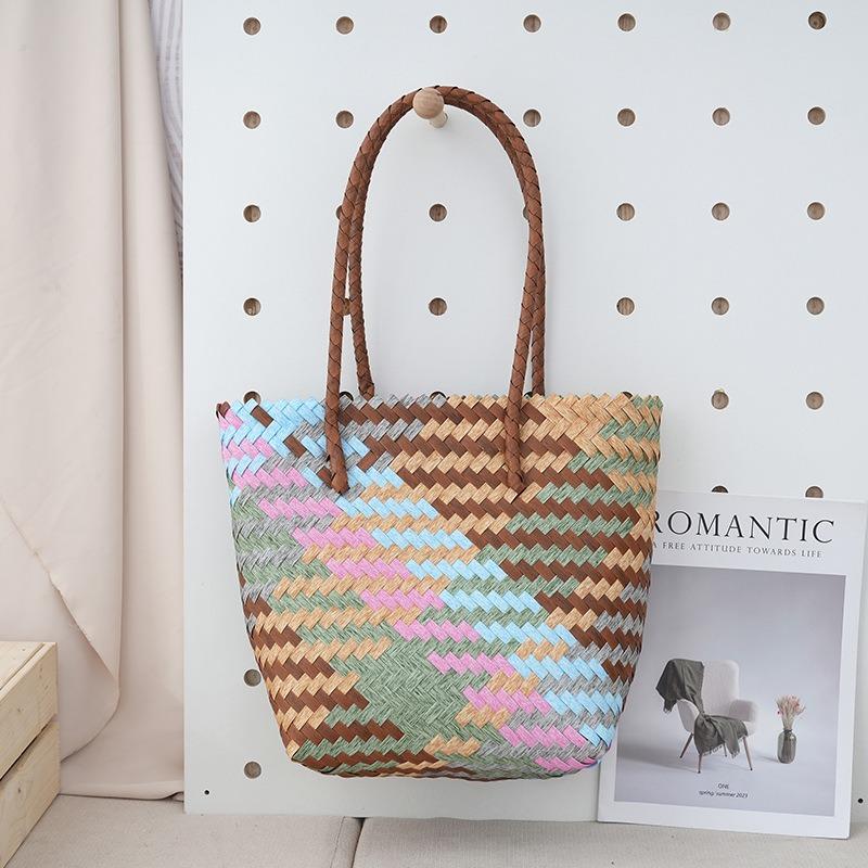 Summer Fresh Mixed Color Handwoven Bag Plastic Woven Shoulder Bag Seaside Vacation Large Capacity Bag Beach Bag