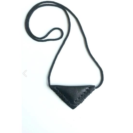 Kayı Cevşen Молитвенное треугольное ожерелье Амулет из натуральной кожи Закрытый Cevsen