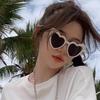 European and American new love-shaped sunglasses, trendy peach heart glasses, funny personality, fashionable birthday party sunglasses