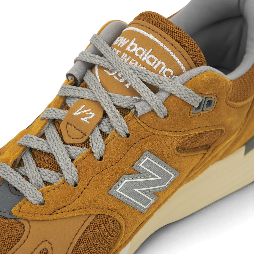 New Balance 991v2 Сделано в Англии Пакет Возрождение Ярких Цветов - Желтые Мужские Кроссовки Серебристый Сплав U991YE2