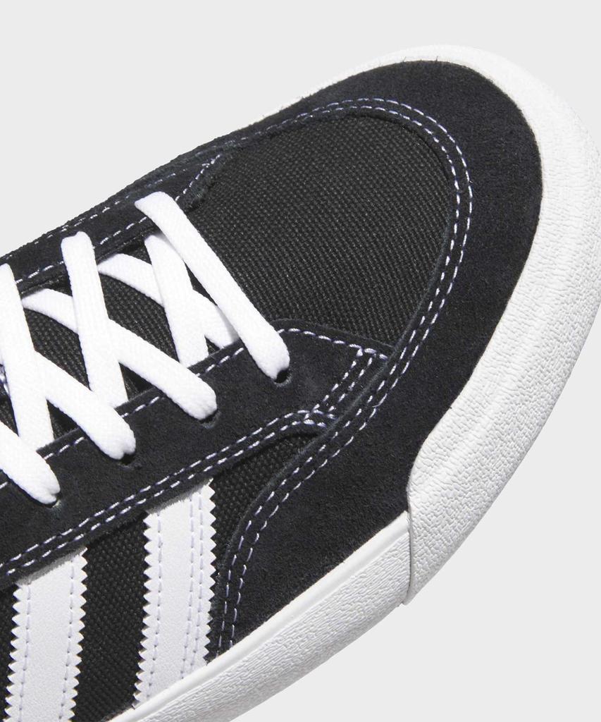 adidas Нора - Черный:Белый / Hq7537