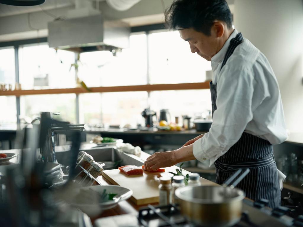 Разделочная доска Asahi Cookin Cut из антибактериальной резины 750 x 330 x 20 G105