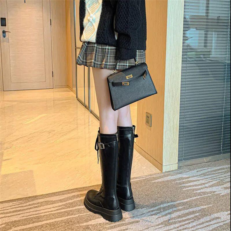 Ботинки на толстой подошве женские на шнуровке на небольшом высоком каблуке на платформе из мягкой кожи универсальные осенне-зимние новые высокие ботинки ботинки рыцаря