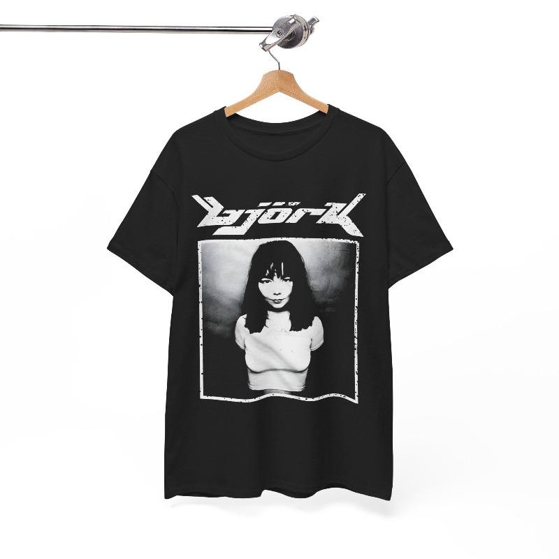 Bjork Retro T-shirt | 90s Y2K Men's and Women's Cotton