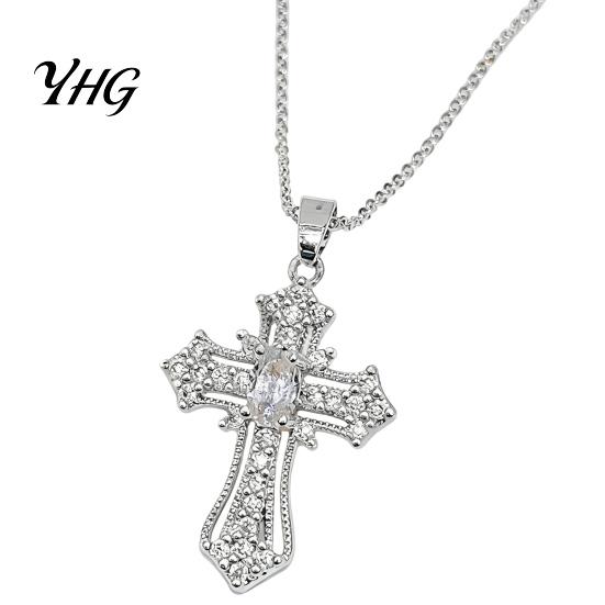 Durable Metal Base Necklace Catholic Christian Necklace, Retro Religious Pendant Colorful Rhinestone Daily Wear Statement for Women Wear, Jewelry Gift