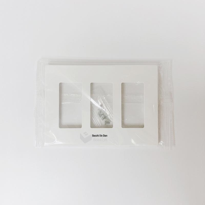 White Three-Gang Screwless Wall Socket Faceplate (US Standard)