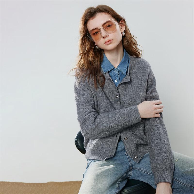 Женский кардиган в стиле ретро с перекрученной вязкой и серебряной нитью