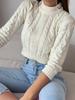 Modny ciepły sweter damski krótki crop półgolf damski warkocze ecru xl