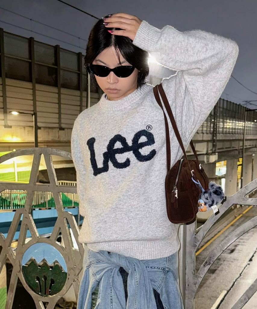 LEE Boucle Big Twitch Logo Knit Light Gray
