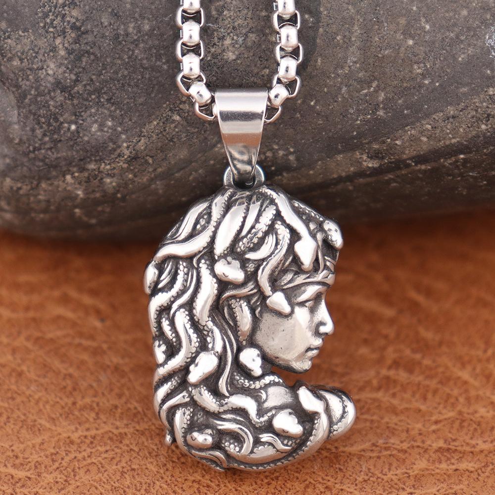 Vintage Small Size Medusa Pendant Necklace Gothic Stainless Steel Mythology Gorgon Necklace for Men and Women Party Gift Jewelry