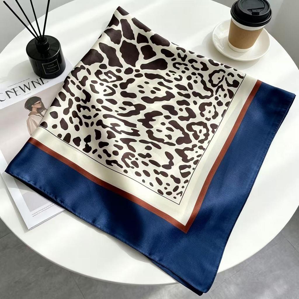 70CM×70CM Imitation Silk Printed Versatile Scarf for Women - Multifunctional Decorative Silk Neck Scarf