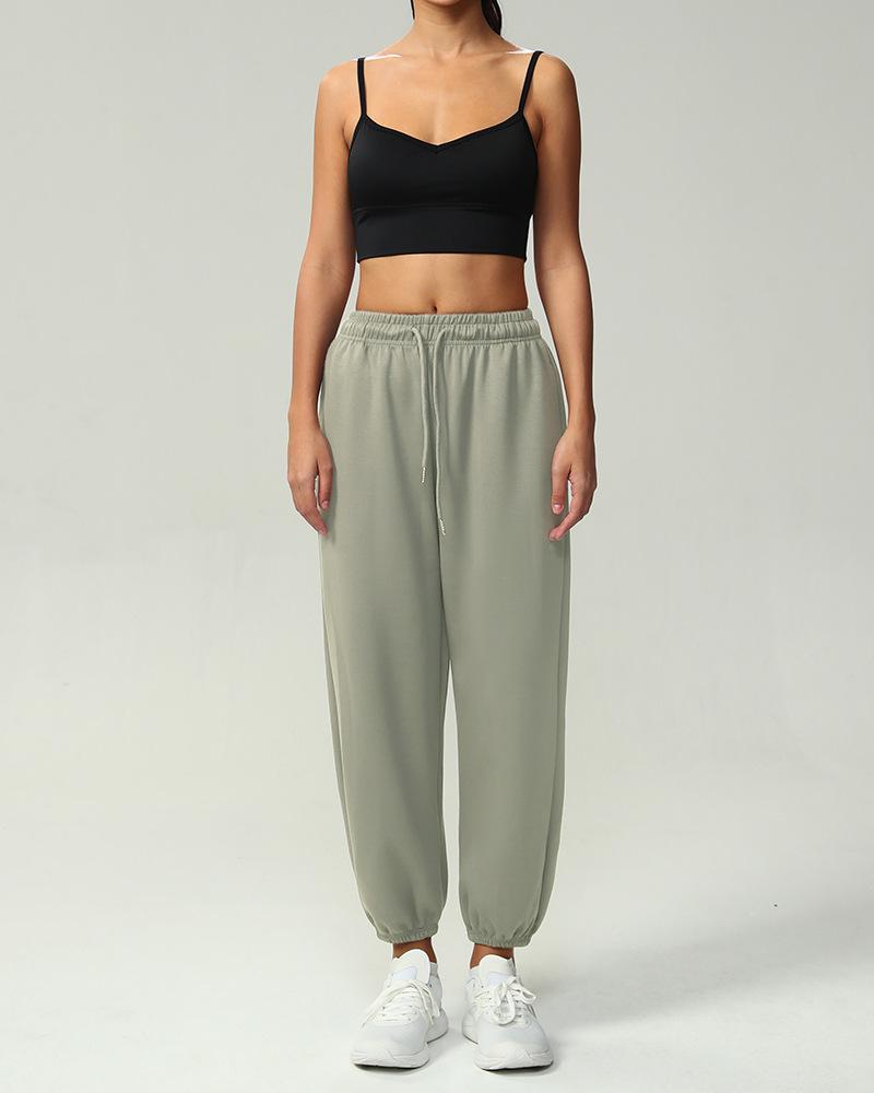 Женские спортивные брюки с манжетами из мягкого воздушного слоя: Идеально для фитнеса на открытом воздухе, бега и ношения осенью/зимой