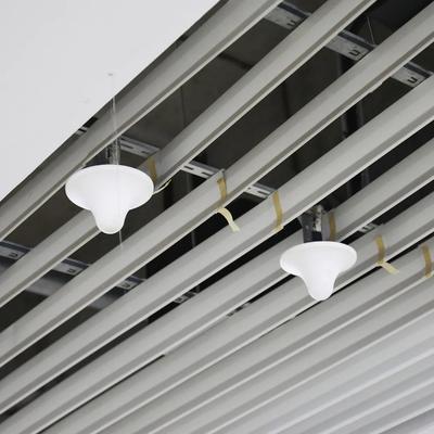 110-220 В Трехдиапазонный усилитель 900 1800 2100 GSM DCS WCDMA 2G/3G/4G LTE Универсальный усилитель сигнала Интеллектуальный репитер Комплект Инструменты