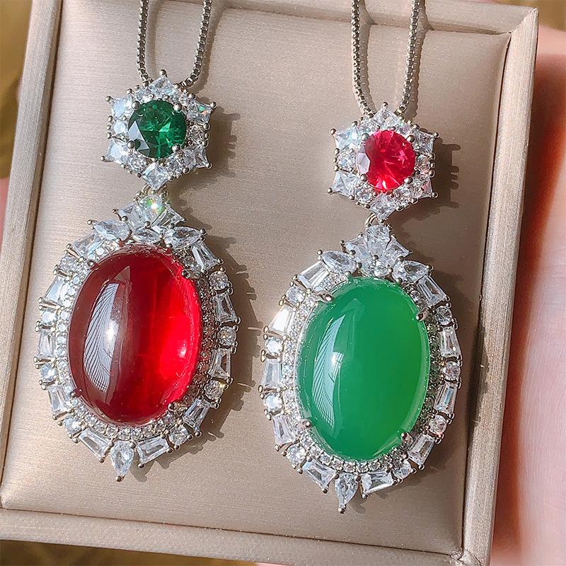 Shengsheng Jewelry Медь с золотым покрытием Драгоценность Ледяное семя Флуоресцентный Кулон в форме Денье с гладкой поверхностью Темпераментный Подвеска Главный камень 18 * 25