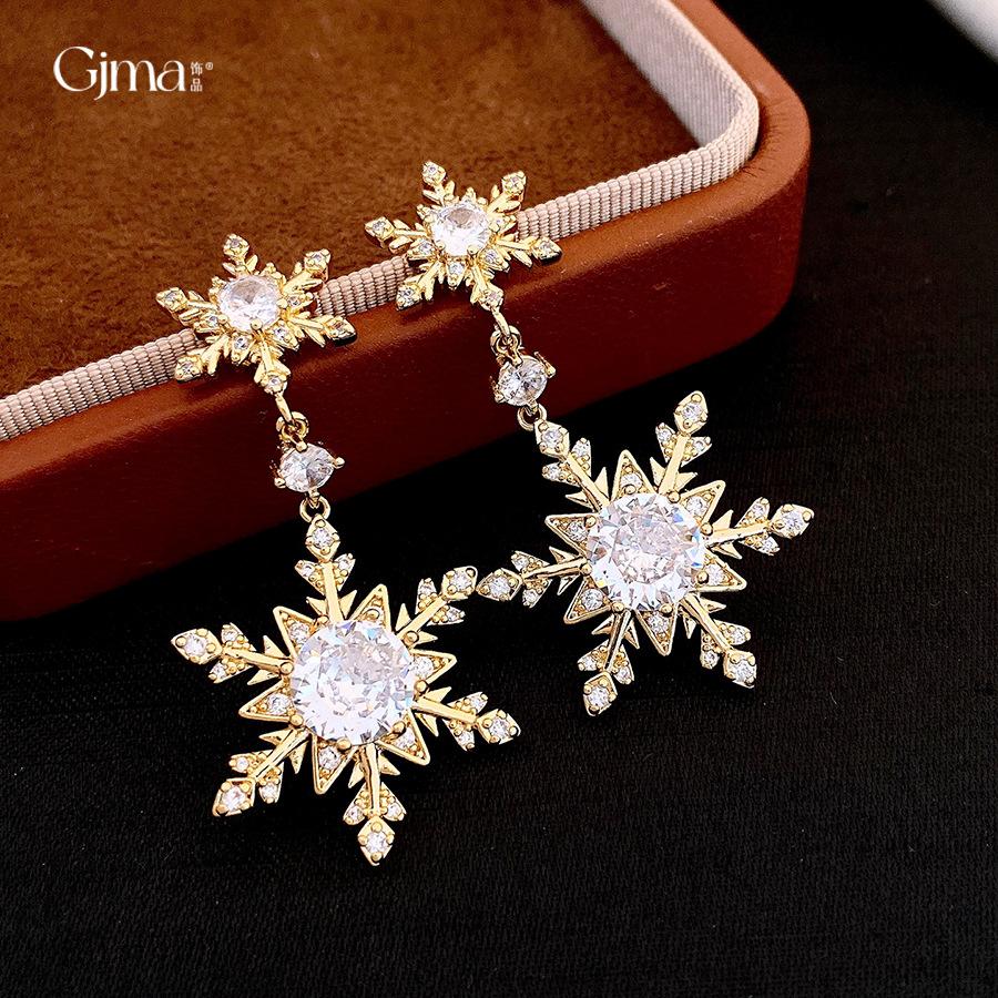 Silver Needle Korean-style Sweet Zircon Snowflake Tassel Earrings, Light Luxury High-end Stud Earrings, Fashionable and Exquisite Personalized