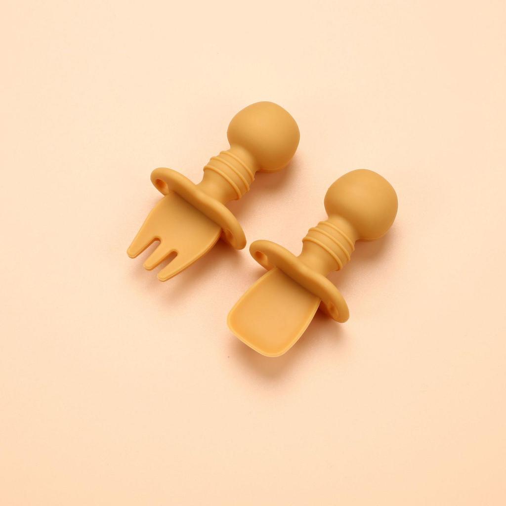 Премиальный силиконовый набор для кормления детей: Устойчивая к высоким температурам, противопадающая присоска и защитная пластина