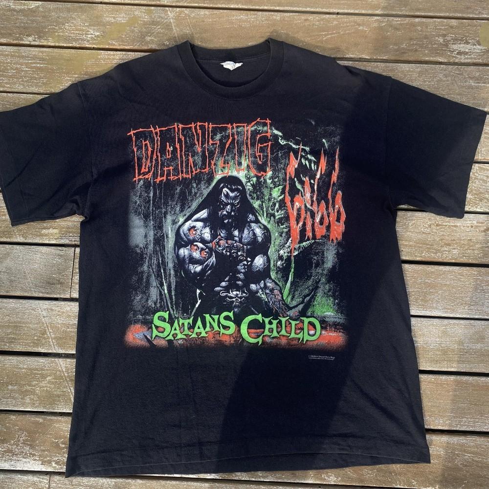 Vintage 90s Danzig Heavy Metal Satan’s Child 1999 Graphic Tshirt Unisex T-Shirt
