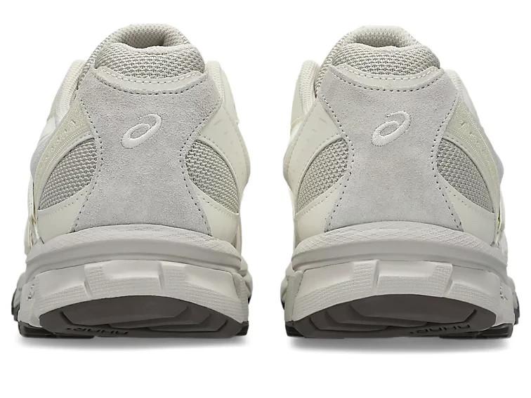 1203A734-103 Asics Gel-Sonoma TR62 "Cream/Oatmeal" (Men's)