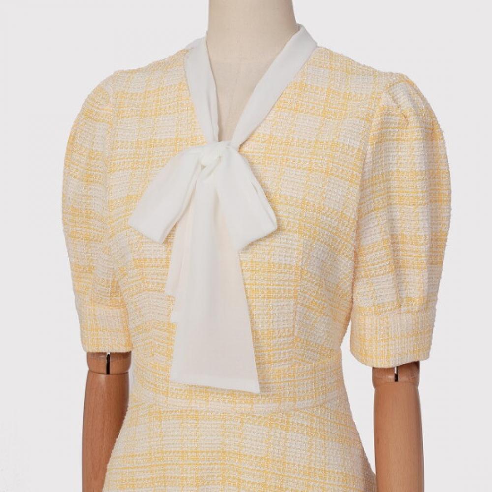Win Puff Check Dress