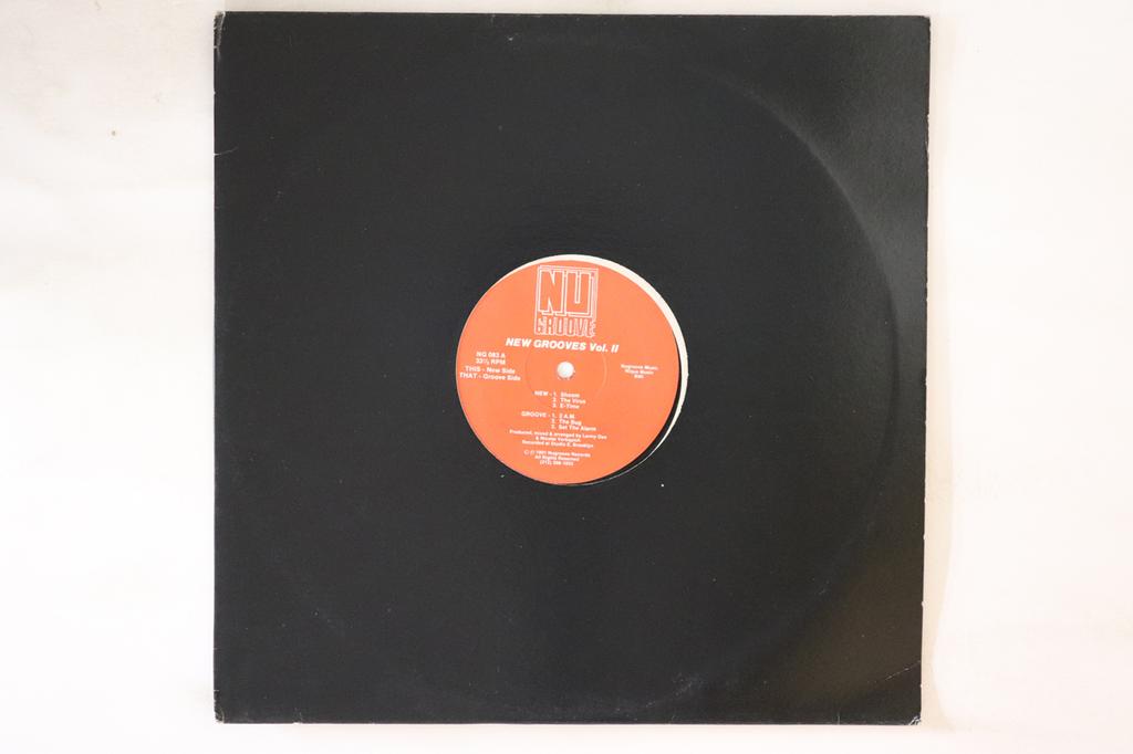 12-дюймовая пластинка НОВЫЕ ГРУВЫ - Том. II NG083 NU GROOVE 1991 США Танцевальная и Электронная Б/У