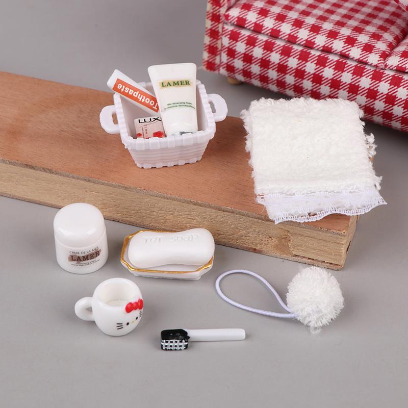 1/12 Миниатюрный набор туалетных принадлежностей и косметики Китти для кукольного домика, Декор для ванной комнаты кукольного домика, Реквизит для создания микро-сцен, Игрушка для детей