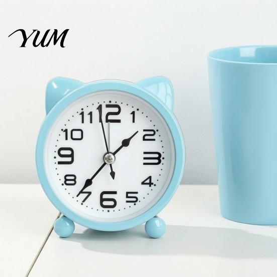 Bedside Alarm Clock Cat Ear for Kids, Silent Non-Ticking Metal Analog Desk Clock, Battery Powered Home Office Decor Non Ticking