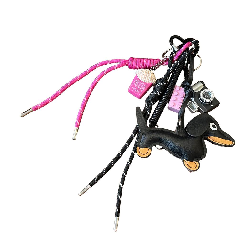 Брелок ручной работы Такса Художественный брелок Такса Стильный брелок-подвеска для уникального подарка