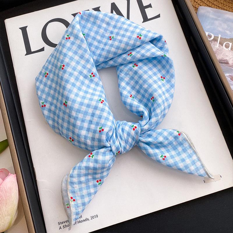 Green cashew flower cotton and linen small square scarf silk scarf women's spring and autumn versatile travel photo matching retro style literary scar