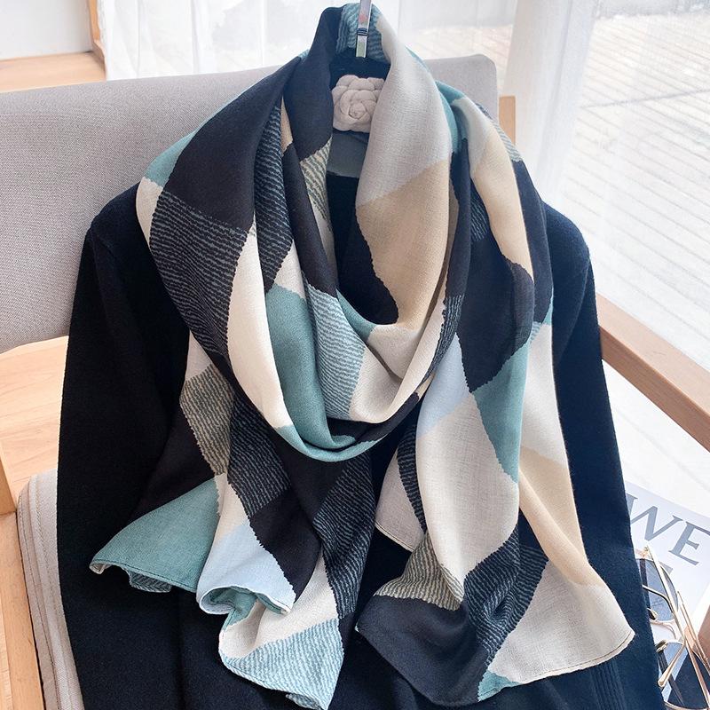 New Color Rhombus Summer Seaside Sunscreen Silk Scarf Sweet Beach Towel Cotton and Linen Feel Air-conditioned Room Shawl