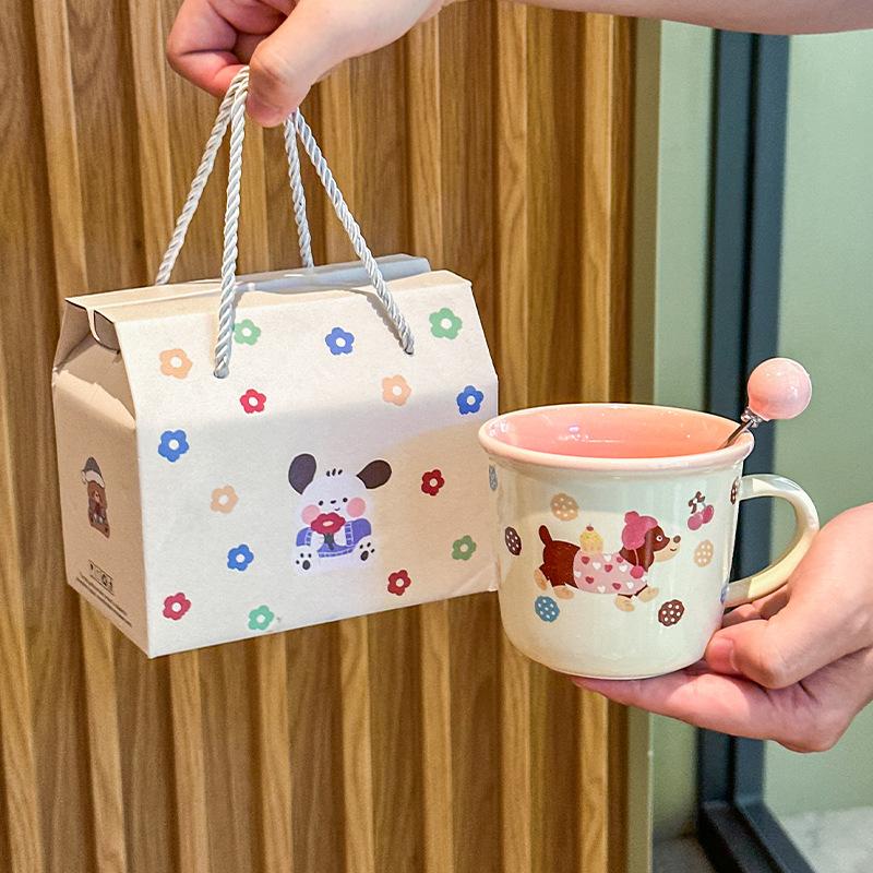 Birthday Gift, Practical Ceramic Mug for Girls, Cute Dachshund Dog Cup for Girlfriends, Children's Souvenir Gift Box.