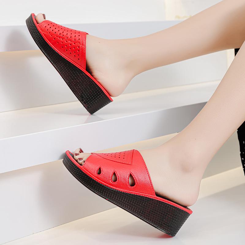 Women's Wedges Slippers Thick Bottom Round Head Sandals Casual Lightweight Homewear Shoes PVC Jelly Middle Heeled Slides Ladies