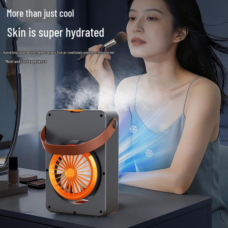 New USB Mini Desktop Fan: Multifunctional Sprayer, Humidifier & Light
