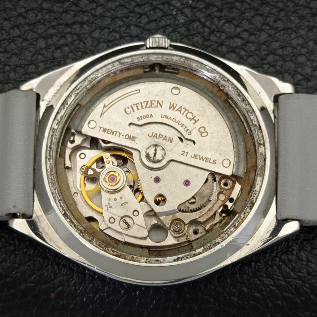 USED CITIZEN AUTOMATIC 8200 JAPAN MENS DATE WHITE COLOR DIAL WATCH A432805-2 R113-a432805