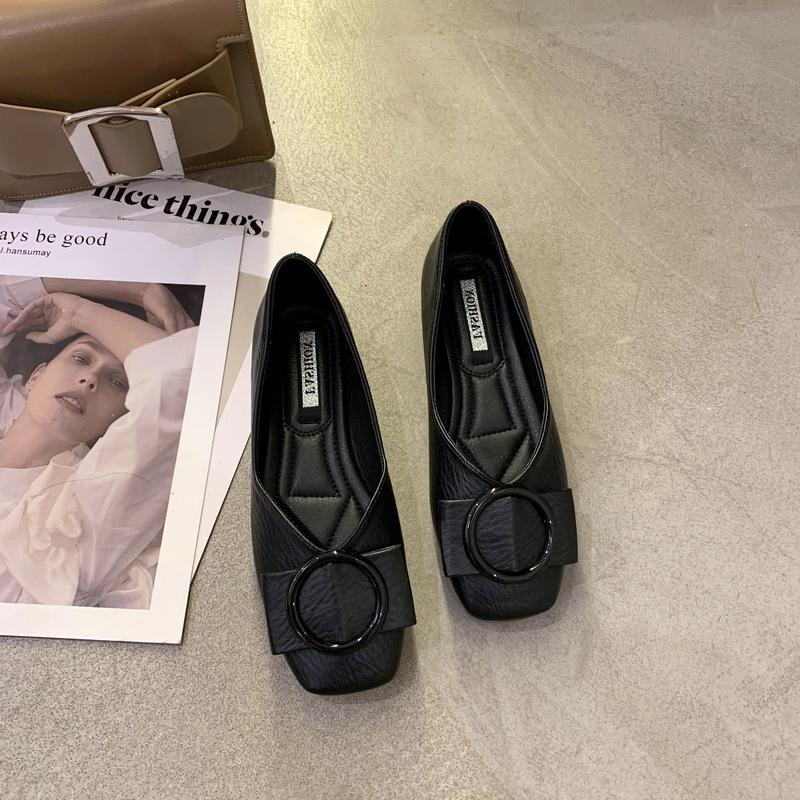 Single Shoes Women's 2025 New Beef Tendon Spring and Summer Shallow Mouth Wide Foot Flat Bottom Laden Shoes Square Head Soft Sole Shoes