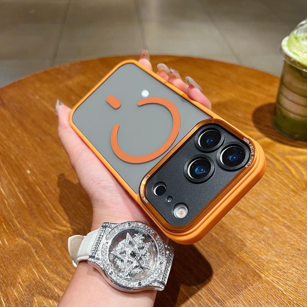 Магнитные чехлы для телефонов, подходящие для IPhone17promax, и чехлы для защиты металлических линз для IPhone 16