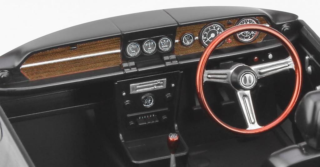 Hasegawa Isuzu Berrett 1600GT Plastic Model 20668 1/24 (1969)