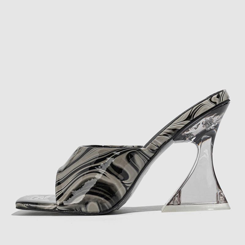 Liyke Странные прозрачные каблуки Современные тапочки Женские разноцветные кожаные сандалии с квадратным носком Летние женские туфли Туфли-лодочки Размер 42