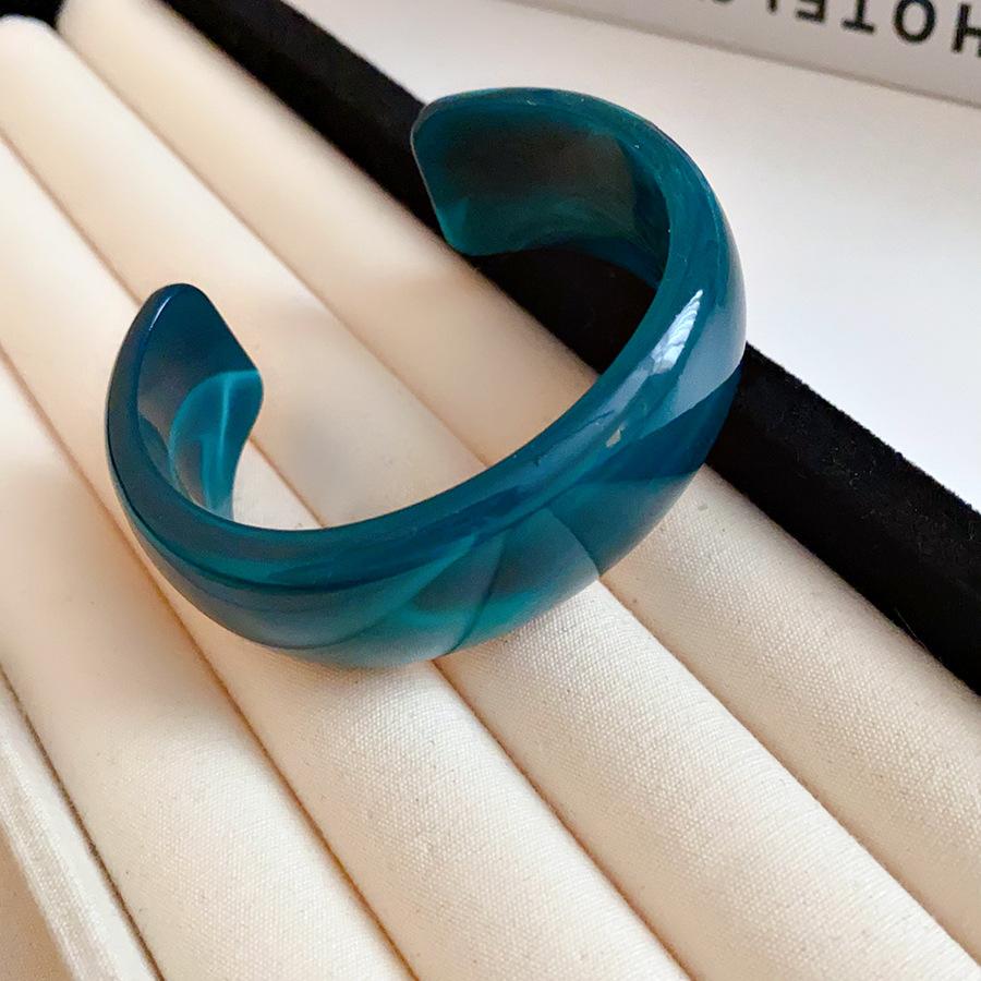 Round Smudging Bangles for Women European and American Punk Acrylic Cuff Bracelets Goth Geometric Charms Wristband Jewelry M1