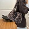 Leopard Print Plush Bag 2025 New Fashion Shoulder Bag High Sense Versatile Casual Underarm Bag Hair Bag