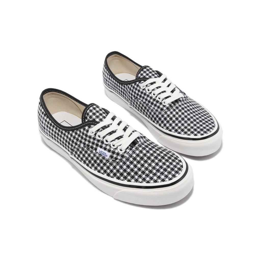 Vans Authentic 44 DX Anaheim Factory - OG Houndstooth Unisex Sneakers Cream Marshmallow Black VN0A4BVYYER