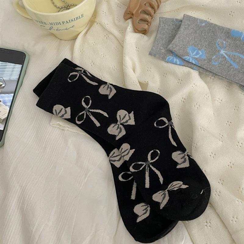 Леди Весна и Осень Все Виды Простой Милый Нежный Иллюстрация с Бантиком Колледж Ветер Гольфы-трубы