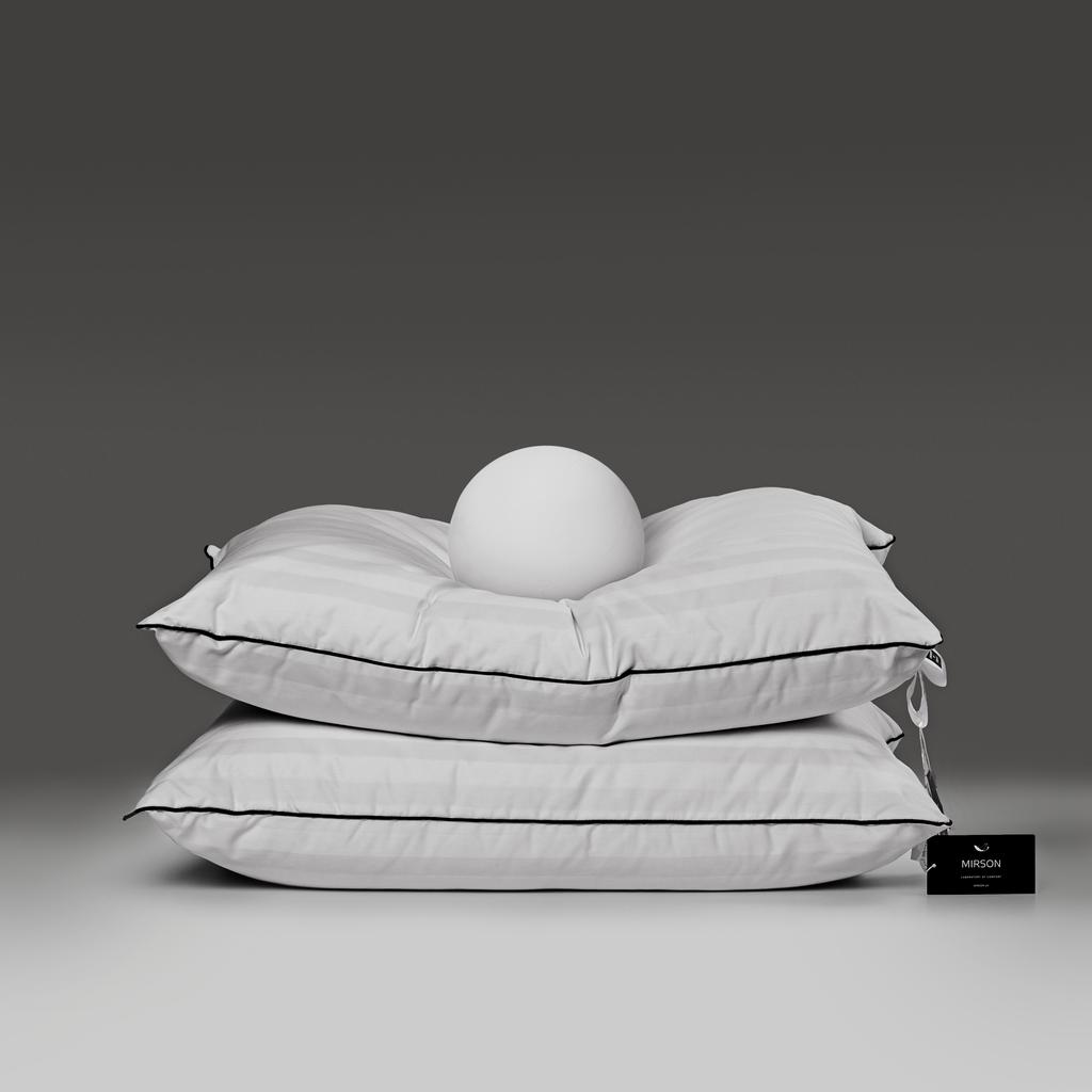 Down-Filled Pillow №3050 Royal Pearl — 90% down, 10% feather, Fill Power 350, Medium.