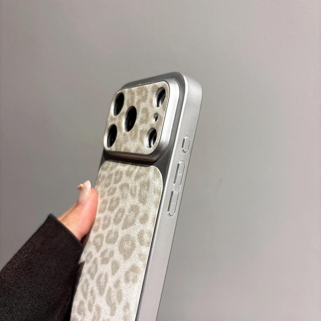 Роскошный чехол для телефона с леопардовым принтом и глиттером для iPhone 17 Pro Max и 16/15.