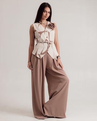 Костюм женский летний Samsara 3822 36 молочно-бежевый (жилет, брюки)